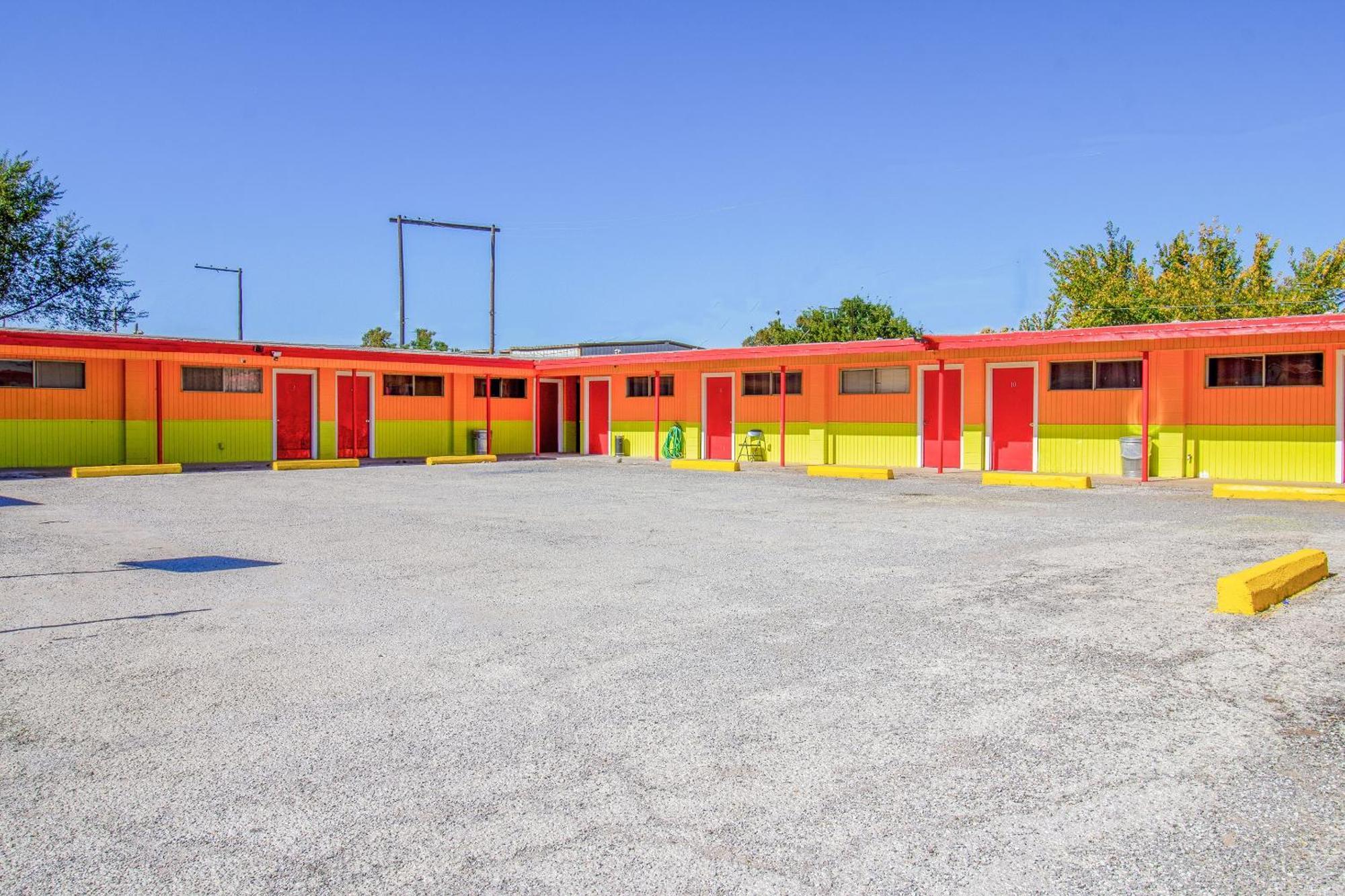Wheeler Inn Texas, Us - 83 By Oyo Kültér fotó